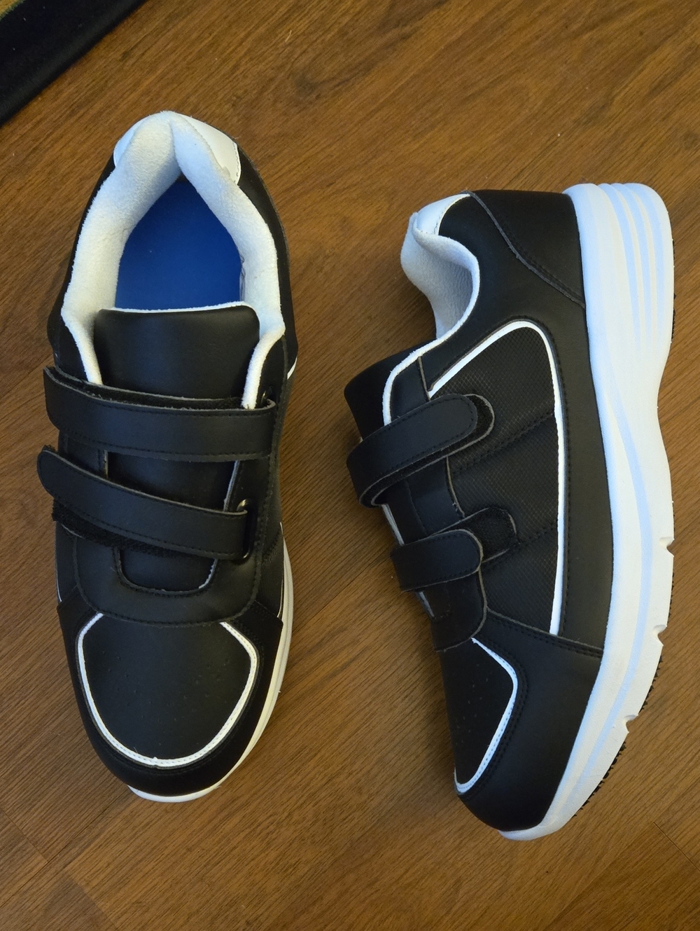 Dr. Leonards Wide Black White Velcro Athletic Sneakers Diabetic Comfort 12W NEW